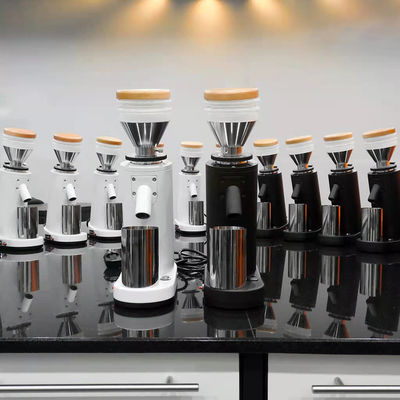 40 mm conische boor koffiebonen molen met 180W vermogen en titanium legering boor materiaal